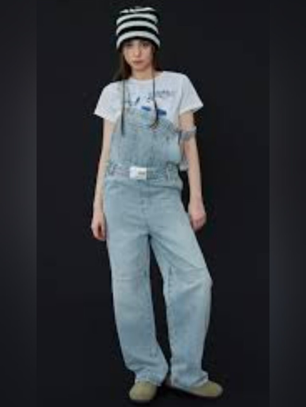 Light Wash Denim Overalls Jumpsuit - Casual Women's Romper